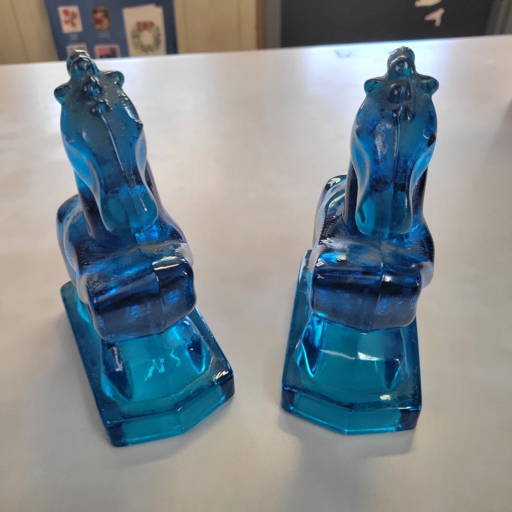 Vtg L. E. Smith Blue Glass Horse Bookends Art Deco Rearing Stallion Figurines